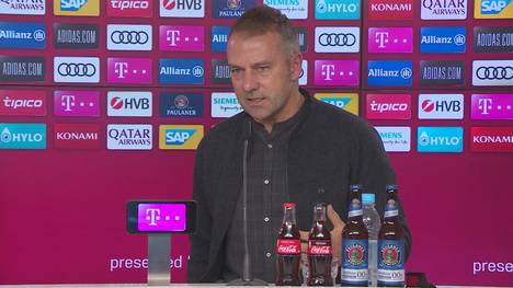 Hansi Flick sieht bei Leroy Sané noch Verbesserungspotenzial - und erklärt, wieso der Neuzugang für ihn noch nicht sein ganzes Können zeigt.