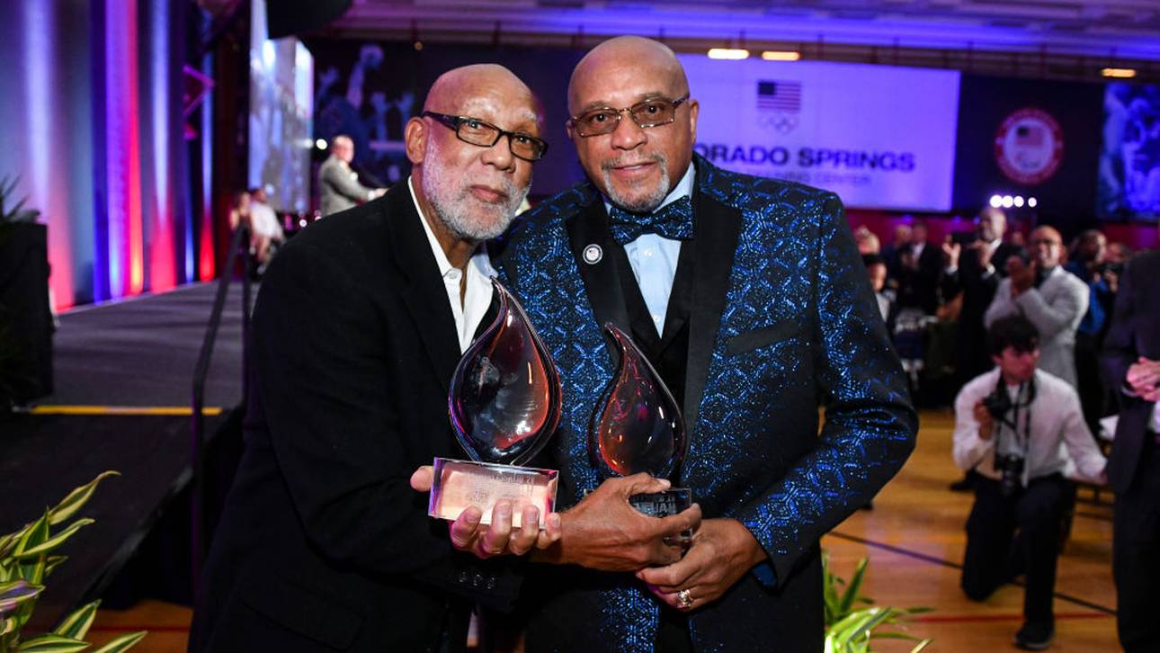 Tommie Smith (r.) und John Carlos sind bis heute für Bürgerrechte aktiv