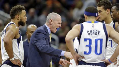 Frust bei den Mavericks: Head Coach Rick Carlisle staucht Seth Curry & Co. zusammen