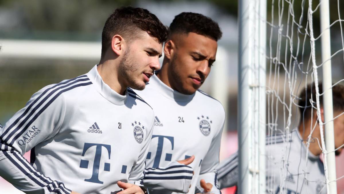 LUCAS HERNANDEZ: Der Abwehrspieler kam bei der WM in allen sieben Spielen des Weltmeisters zum Einsatz und wurde im Sommer von den Bayern für die Bundesliga-Rekordsumme von 80 Millionen Euro verpflichtet