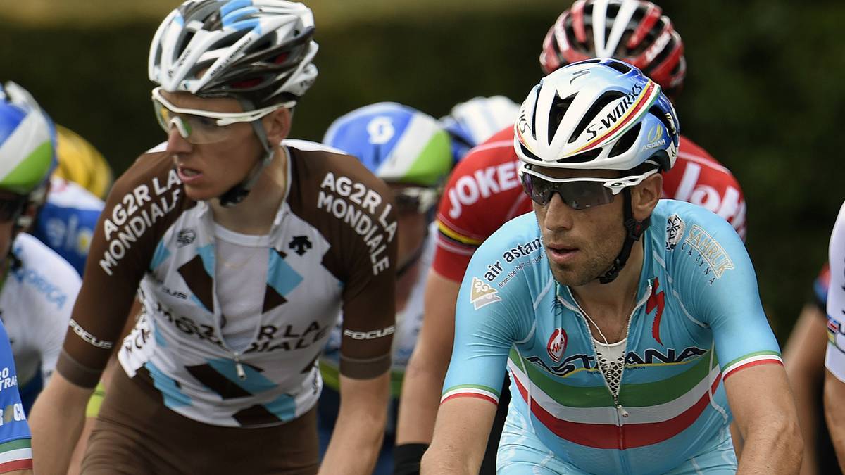 Romain Bardet und Vincenzo Nibali auf einer Etappe
