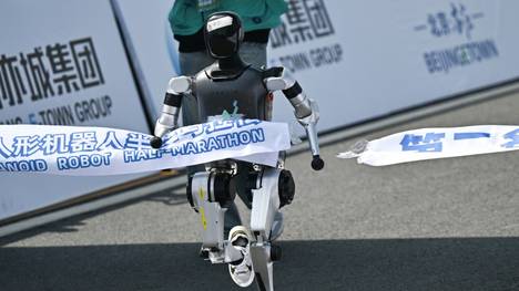 The fastest robot in Beijing