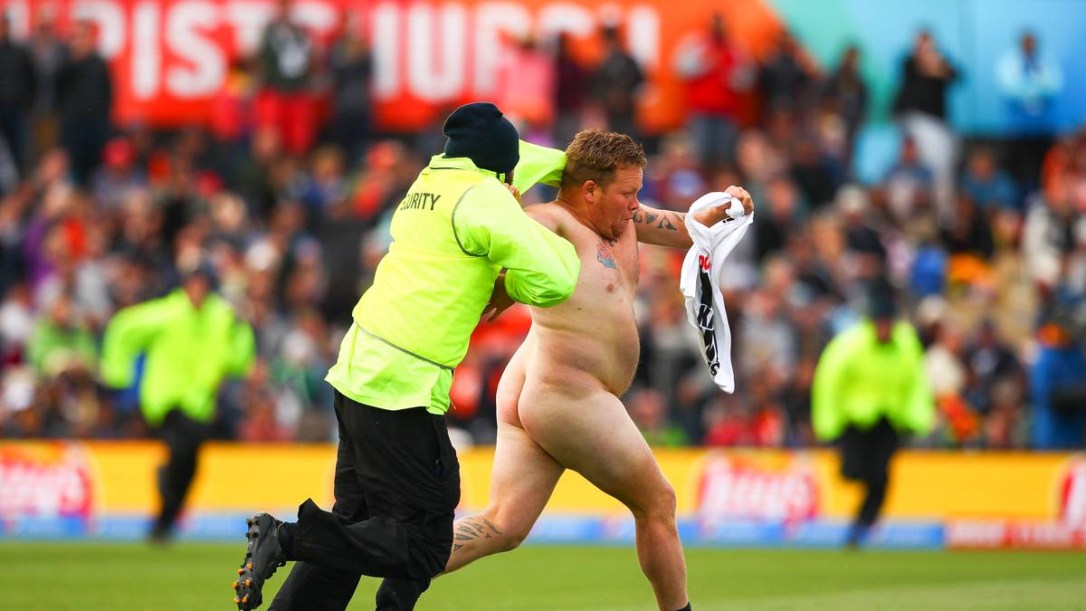 ...mal splitternackt