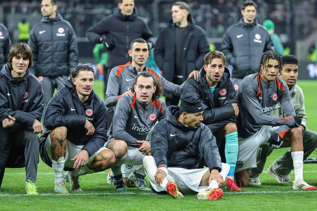 Eintracht Frankfurt erlebt national und international einen Höhenflug, der Erinnerungen an den Europa-League-Titel 2022 weckt. Können die Adler dieses Meisterstück noch einmal wiederholen?