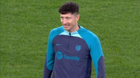 Vor zwei Jahren wechselte Robert Lewandowski für die stolze Summe von 45 Millionen Euro vom FC Bayern zum FC Barcelona. Nun hat der Torjäger dem deutschen Rekordmeister weitere Einnahmen beschert. 