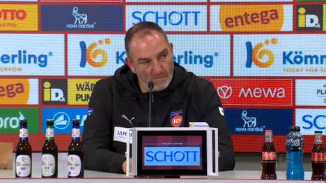 Nach der Niederlage im Abstiegskrimi bei Mainz ist Frank Schmidt bedient. Der Heidenheim-Trainer macht aus seiner Stimmung keinen Hehl.