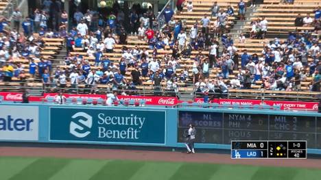 Die Los Angeles Dodgers sorgen gegen die Miami Marlins für ein Home-Run-Festival. Die Marlins sind chancenlos, während die Dodgers in Richtung Playoffs cruisen.