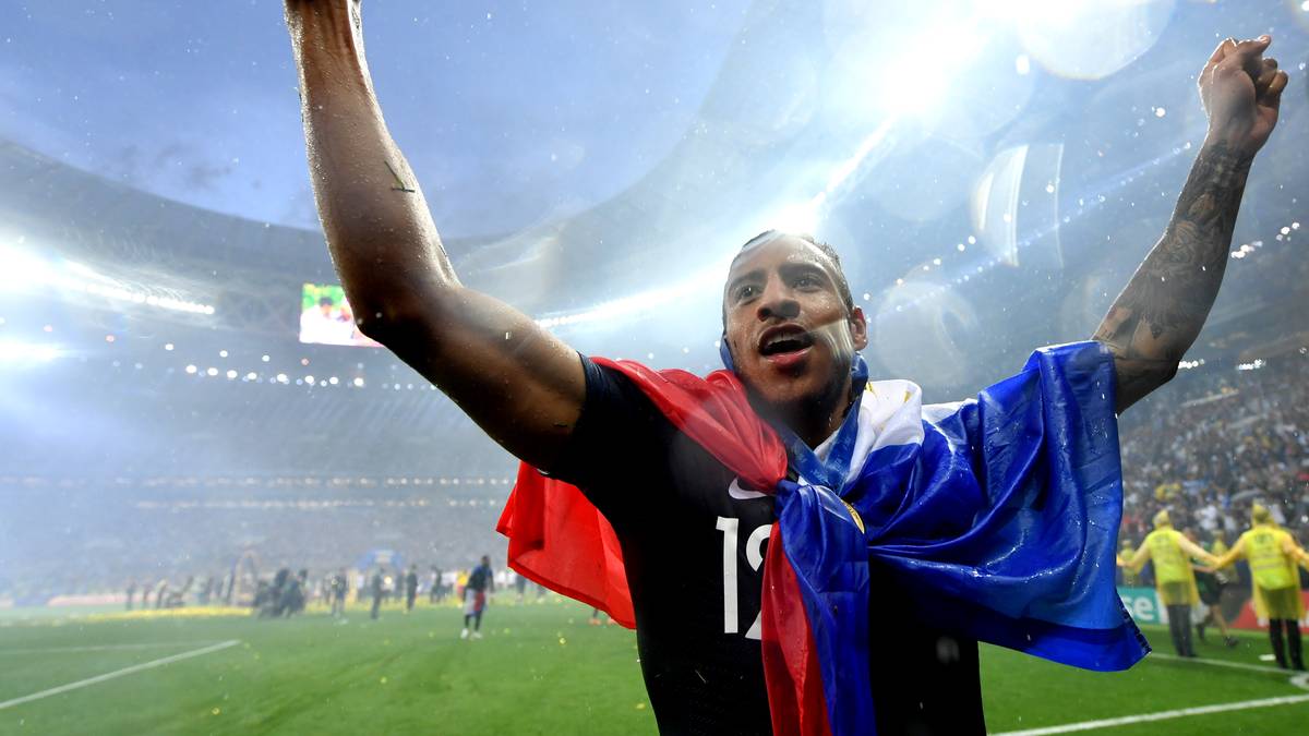 CORENTIN TOLISSO: Nach Frankreichs WM-Triumph noch im wohlverdienten Urlaub. Kehrt erst nach dem Supercup zurück. Deshalb: noch keine Bewertung