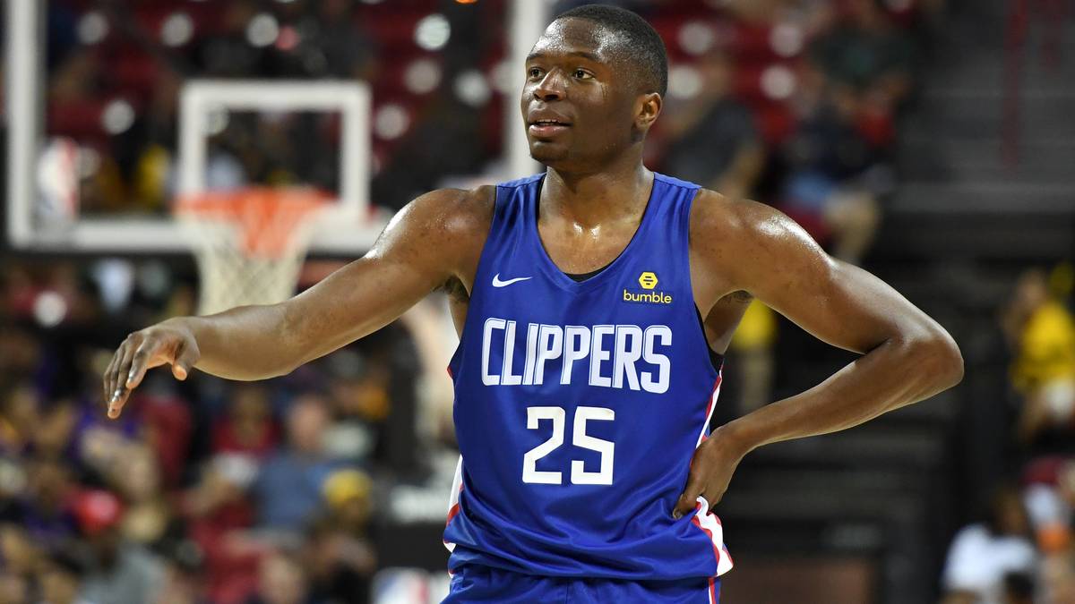 MFIONDU KABENGELE: Der 27. Pick im diesjährigen Draft muss hinter Harrell und Zubac um Zeit auf der Center-Position kämpfen. 1,5 Blocks in nur 21,6 Minuten am College sind schon mal eine gute Bewerbung, sein Double-Double mit 21 Punkten und 10 Rebounds in der Summer League gegen die Lakers ebenfalls