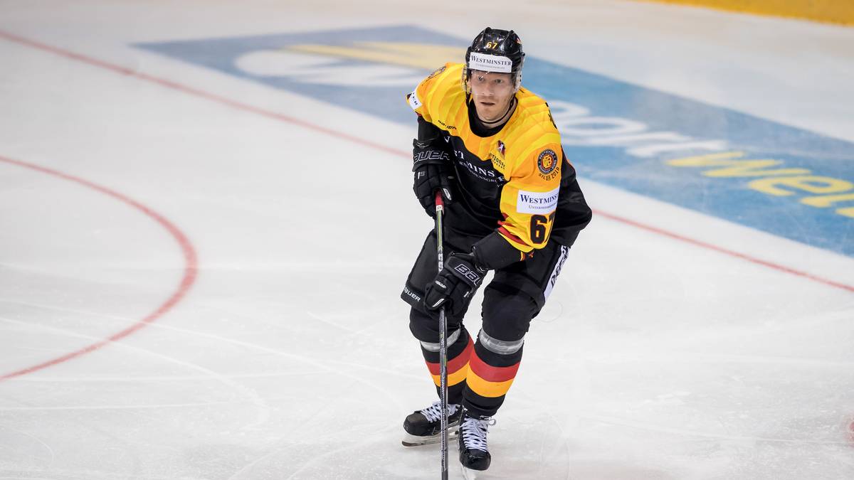 BERNHARD EBNER (Düsseldorfer EG): Nach der Saison 2012/13 wird er zum DEL-Rookie des Jahres gekürt. Inzwischen etablierte Kraft in der DEG-Defensive. Feiert in Dänemark seine WM-Premiere