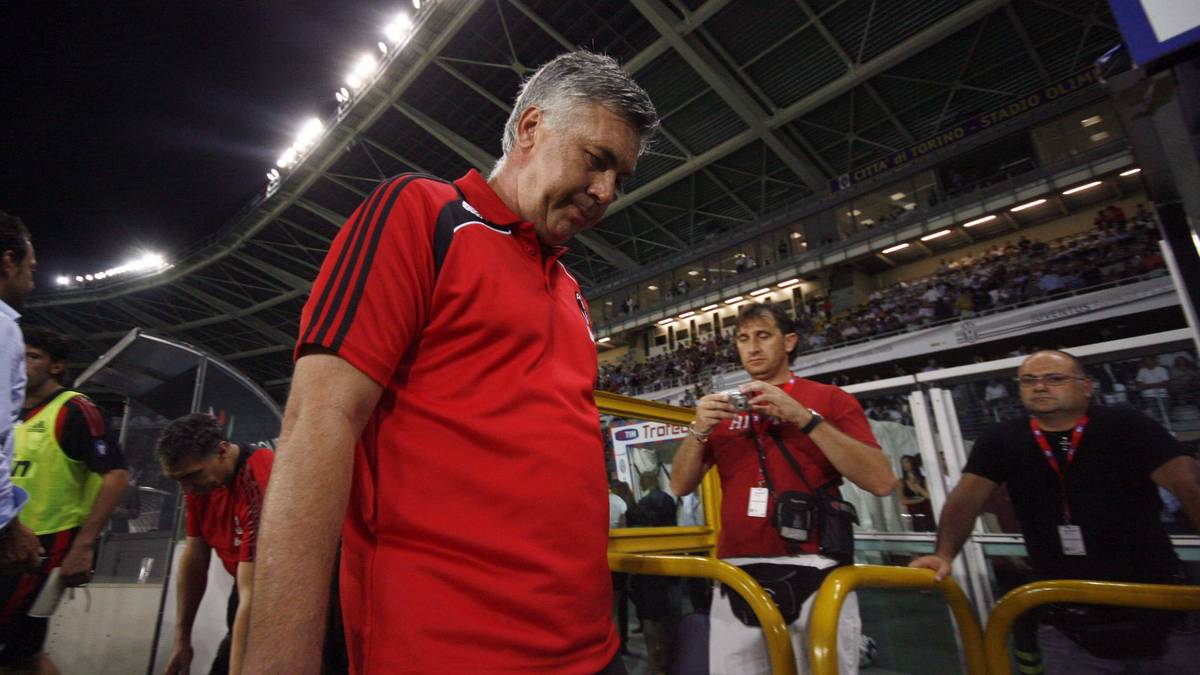 Beim Spiel gegen Juventus Turin wurde er von Fans seines Ex-Klubs beleidigt - und reagierte ebenfalls mit dem Stinkefinger: "Ich konnte diese Beleidigungen nicht akzeptieren", hielt er fest: "Es war das erste Mal, vielleicht tue ich's auch nie wieder." Der Vorsatz hielt immerhin achteinhalb Jahre