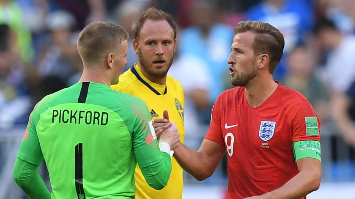 PLATZ 3 - ENGLAND: Das erste WM-Halbfinale seit 28 Jahren lässt Englands Fans vom Titel träumen. "Wir fühlen uns gut, wir sind zuversichtlich", sagt Kapitän Harry Kane. "Wir wollen das Land einfach nur stolz machen." Mit dem ersten Sieg in einem WM-Elfmeterschießen haben die Three Lions bereits Geschichte geschrieben