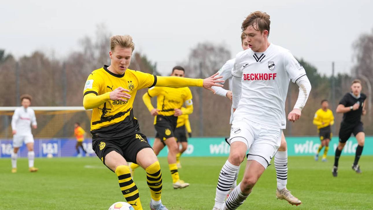Julian Rijkhoff (l.) konnte sich bei den BVB-Profis noch nicht durchsetzen