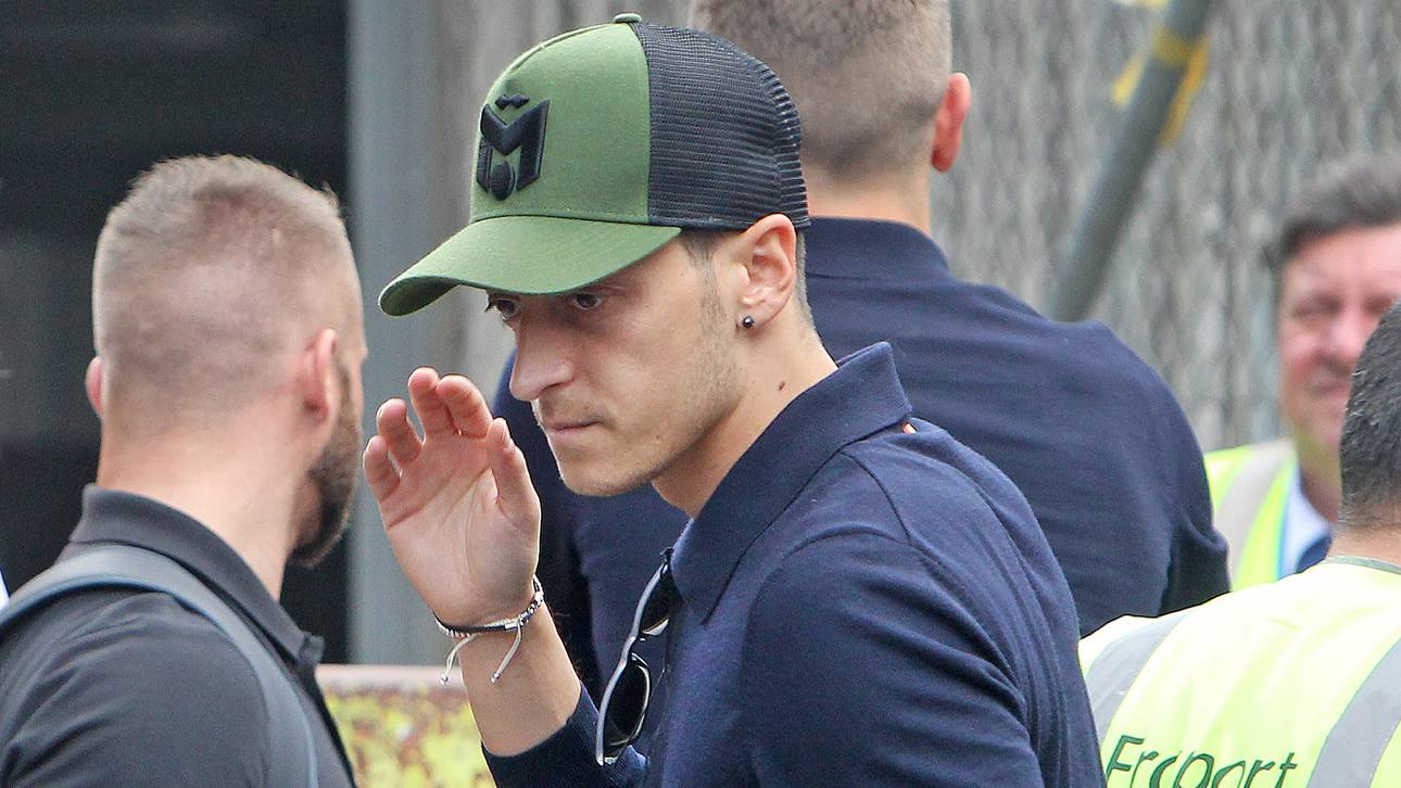 Özil: Bierhoff will Haut retten