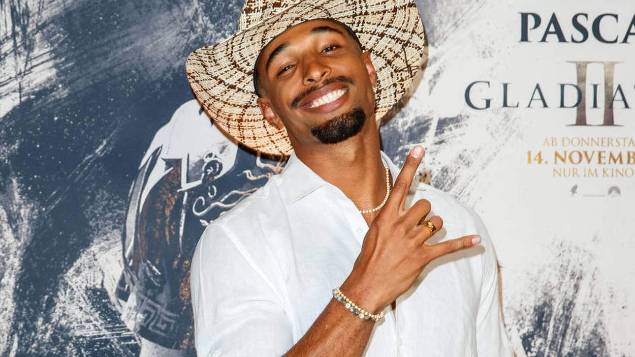 Zehnkampf-Star als Gladiator unterwegs