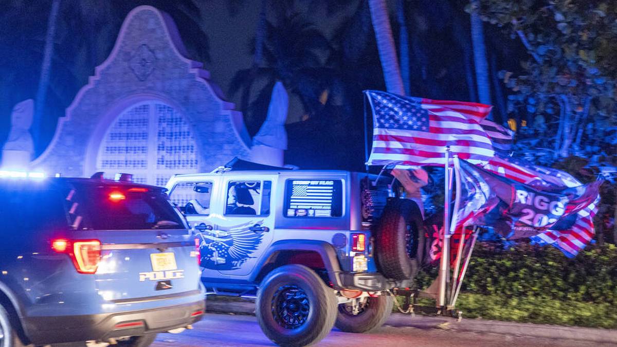 Bei Donald Trumps Mar-A-Lago in Palm Beach gab es am Montag eine Razzia