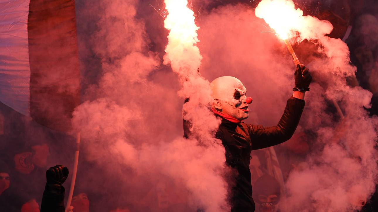 Pyro-Wahnsinn im Hamburg-Derby
