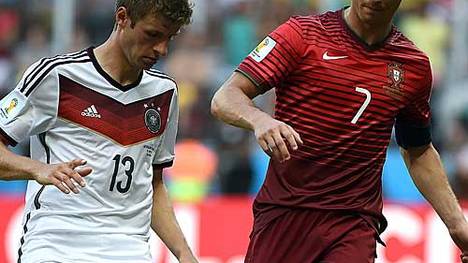 Thomas Müller (l.) wurde mit Deutschland in Brasilien Weltmeister