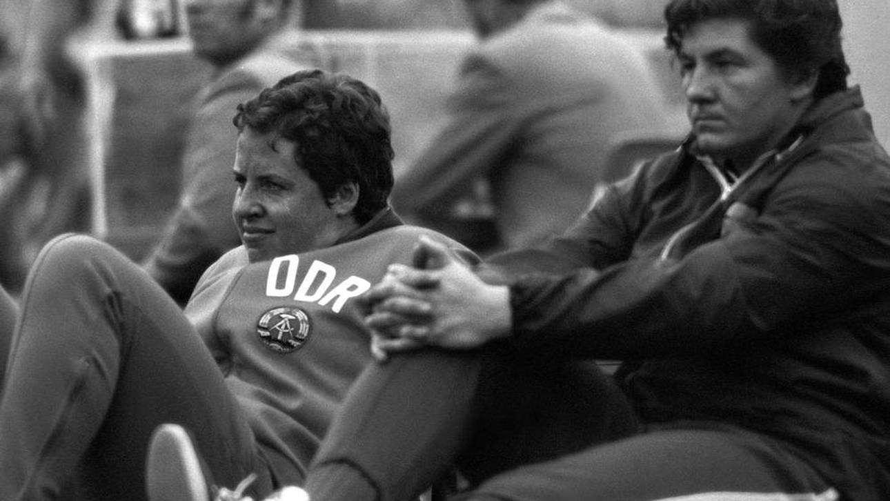 Margitta Gummel (li.) und ihre Dauer-Konkurrentin Nadeshda Tschishowa