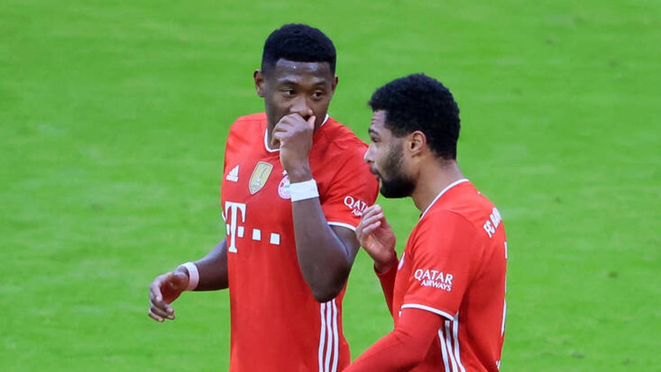 „Du sitzt oberkörperfrei im Garten“