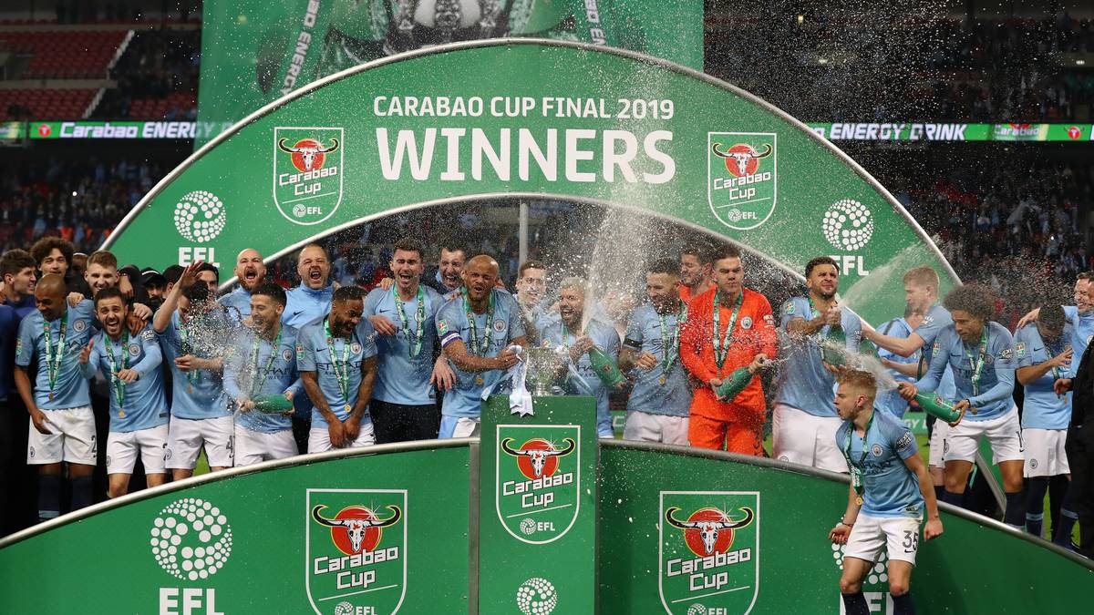 Am Ende gewinnt Manchester City mit 4:3 nach Elfmeterschießen und holt den ersten Titel der Saison