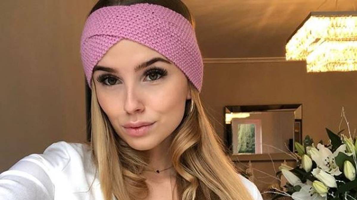 Dagegen bibbert Bernd Lenos Herzblatt Sophie-Christin ein wenig - und postet aus dem kalten London: "Baby, it's cold outside"