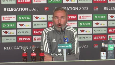 Tim Walter hat ein Geheimtraining im Volksparkstadion abgehalten. Auf der Pressekonferenz vor dem Rückspiel gegen den VfB Stuttgart erklärt er die Hintergründe.