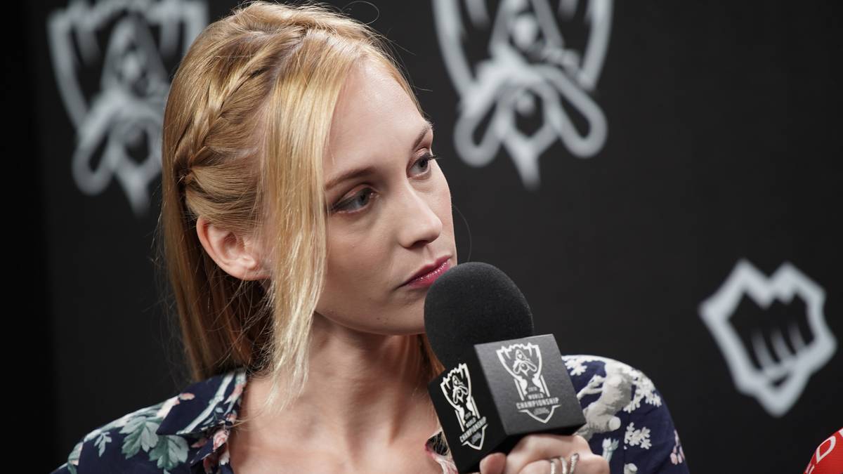 Eefje "Sjokz" Depoortere - Moderatorin: Die Belgierin moderiert seit 2013 die europäische Liga in League of Legends und diverse größere LoL-Turniere. Seit 2018 ist sie Freelancerin und wird ab 2019 auch zukünftig bei CS:GO-Events zu sehen sein