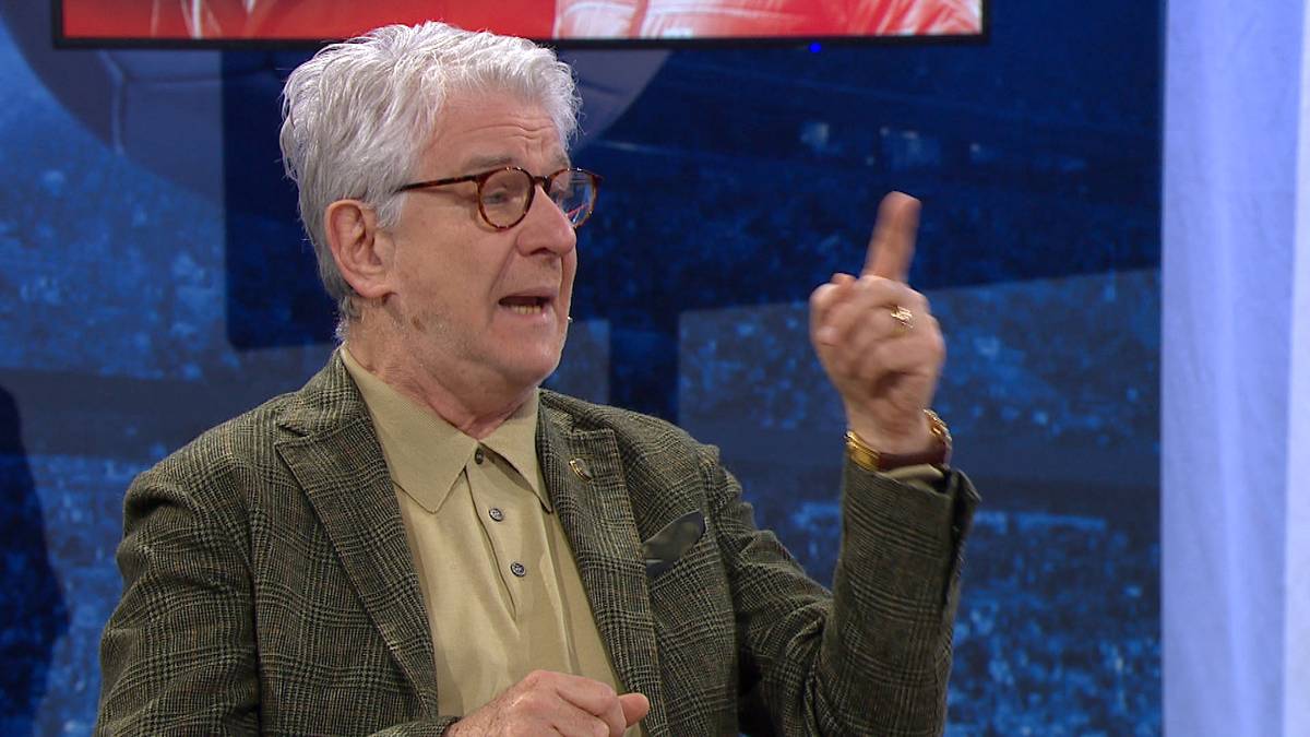 Der Machtkampf zwischen Hansi Flick und Hasan Salihamidzic ist heißes Thema im Doppelpass. SPORT1-Experte Marcel Reif stellt sich vor Bayerns Sportvorstand.