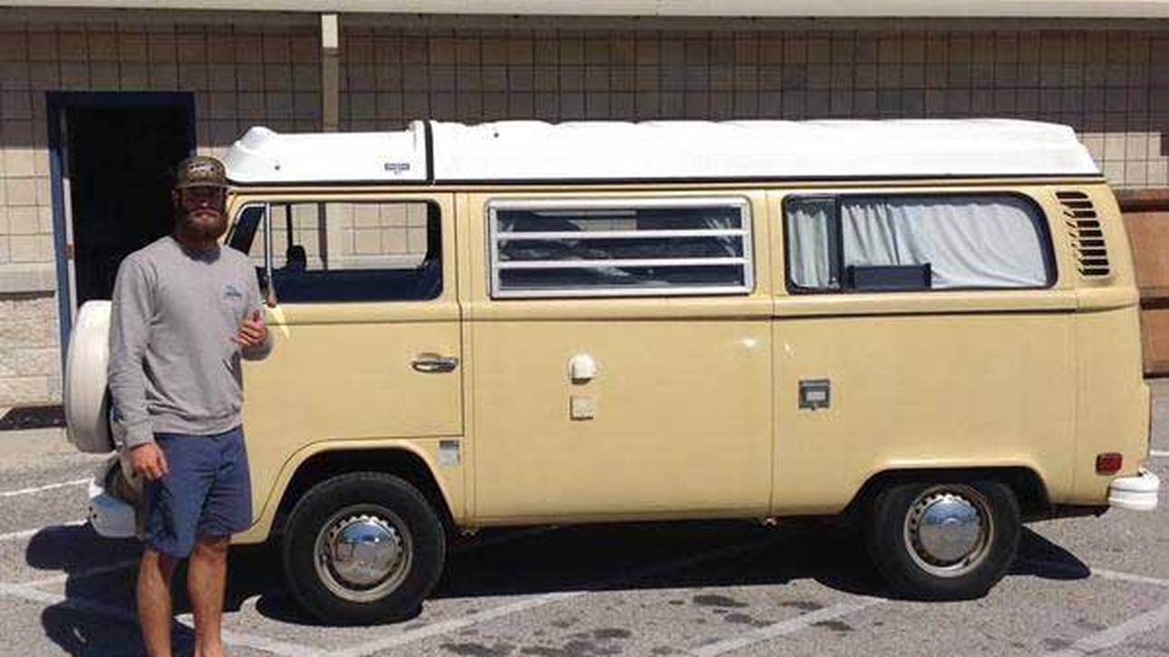 Der Millionär, der im VW-Bus wohnt