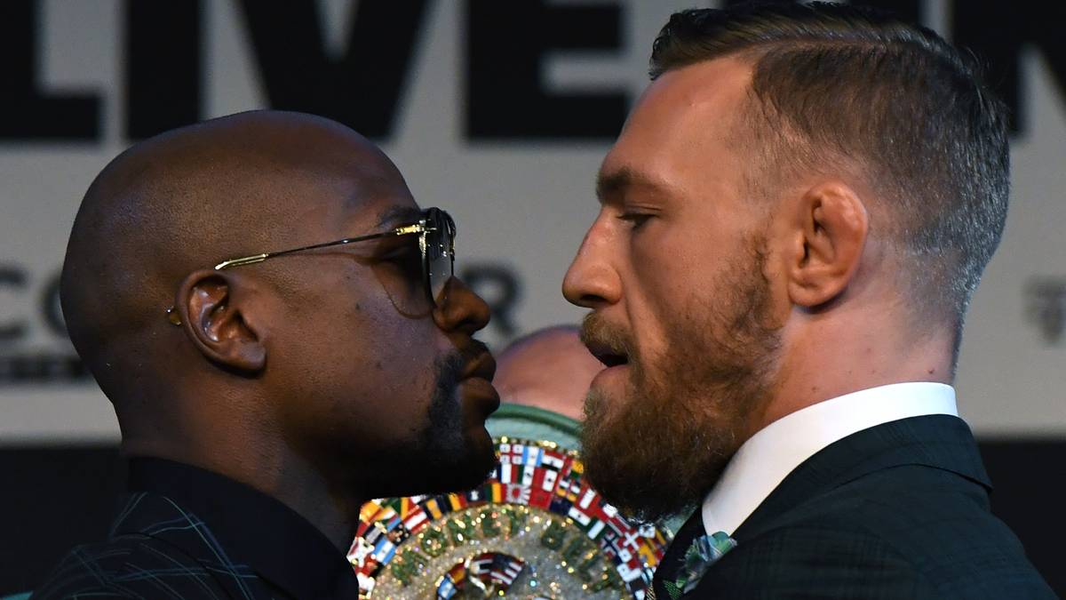 McGregor nimmt die Sonnenbrille ab, Mayweather nicht. Die letzten Psycho-Spielchen sind in vollem Gange. McGregor greift seinen Gegner frontal an: "Er wird keine zwei Runden überstehen"