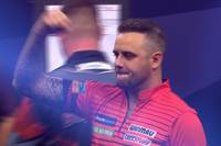 Joe Cullen schlägt Daryl Gurney im Achtelfinale des Darts World Grand Prix nach Rückstand mit 3:2 und steht im Viertelfinale.