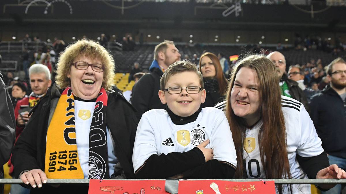 Diese FC-Fans haben ihrem Idol eine kleine Montage gebastelt