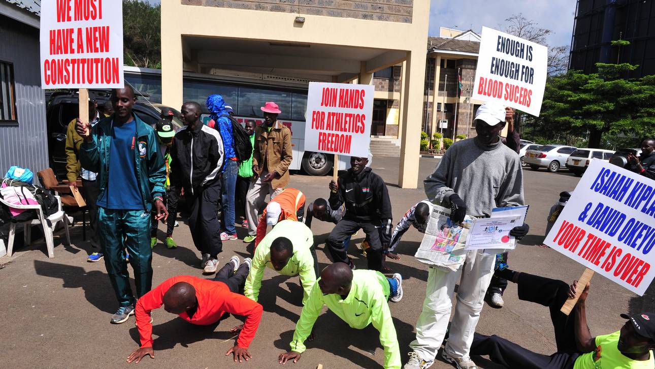 Athleten stürmen Verbandszentrale