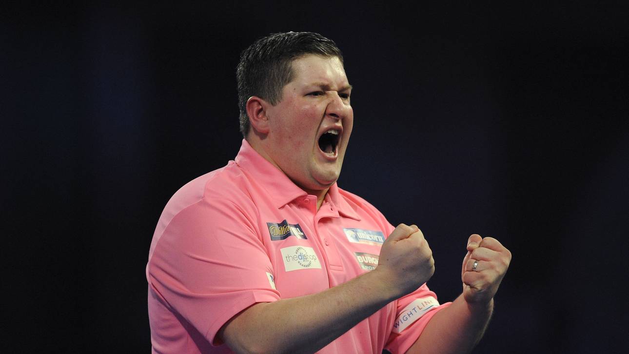 Brown wirft Michael van Gerwen raus