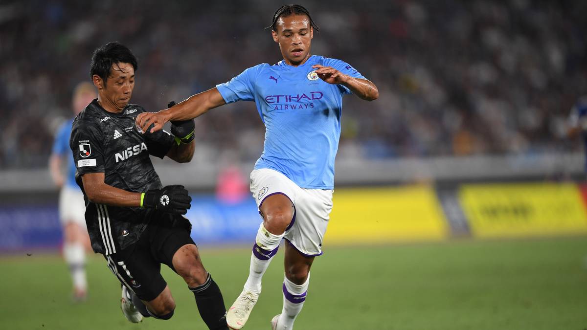 LEROY SANÉ (Manchester City): Bayern-Trainer Niko Kovac betont beim "ZDF" noch einmal, dass der deutsche Nationalspieler der absolute Wunschspieler des Rekordmeisters ist. "Ich bin sehr zuversichtlich und gehe davon aus, dass wir ihn bekommen können", sagte der Kroate. Falls Sané zum FC Bayern wechseln sollte, hat ManCity bereits einen Nachfolger an der Angel