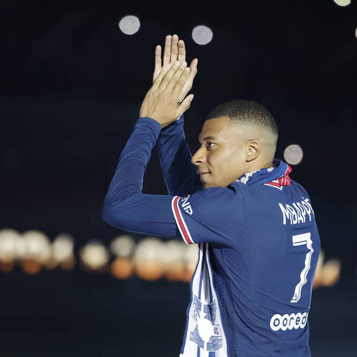 Der französische Fußballmeister Paris St. Germain hat Sportdirektor Leonardo entlassen. Das berichtet unter anderem die Nachrichtenagentur AFP.