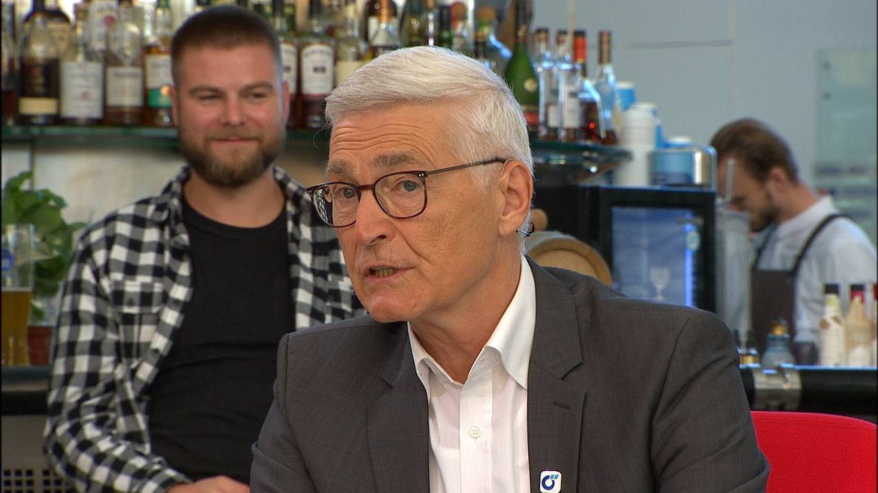 STAHLWERK Doppelpass: Schiri-Boss Lutz Michael Fröhlich mit VAR-Vorschlag