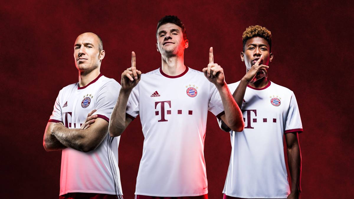 Es heißt, Kleider machen Leute. Die weißen Trikots als Vorbote für einen bayerischen Gipfelsturm?