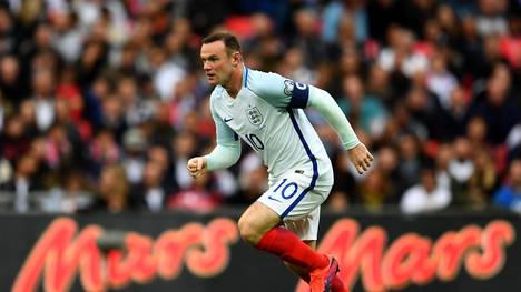 Wayne Rooney spielt bei England nur noch die zweite Geige
