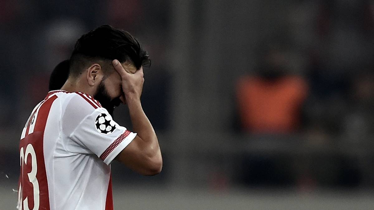 Olympiakos Piräus stand schon mit einem Bein im Achtelfinale der Champions League. Doch durch eine 0:3-Niederlage gegen den FC Arsenal geht es nun doch nur in der zweithöchsten europäischen Klasse weiter. Die Griechen können durchaus zum Stolperstein werden, für den Titel wird es aber kaum reichen