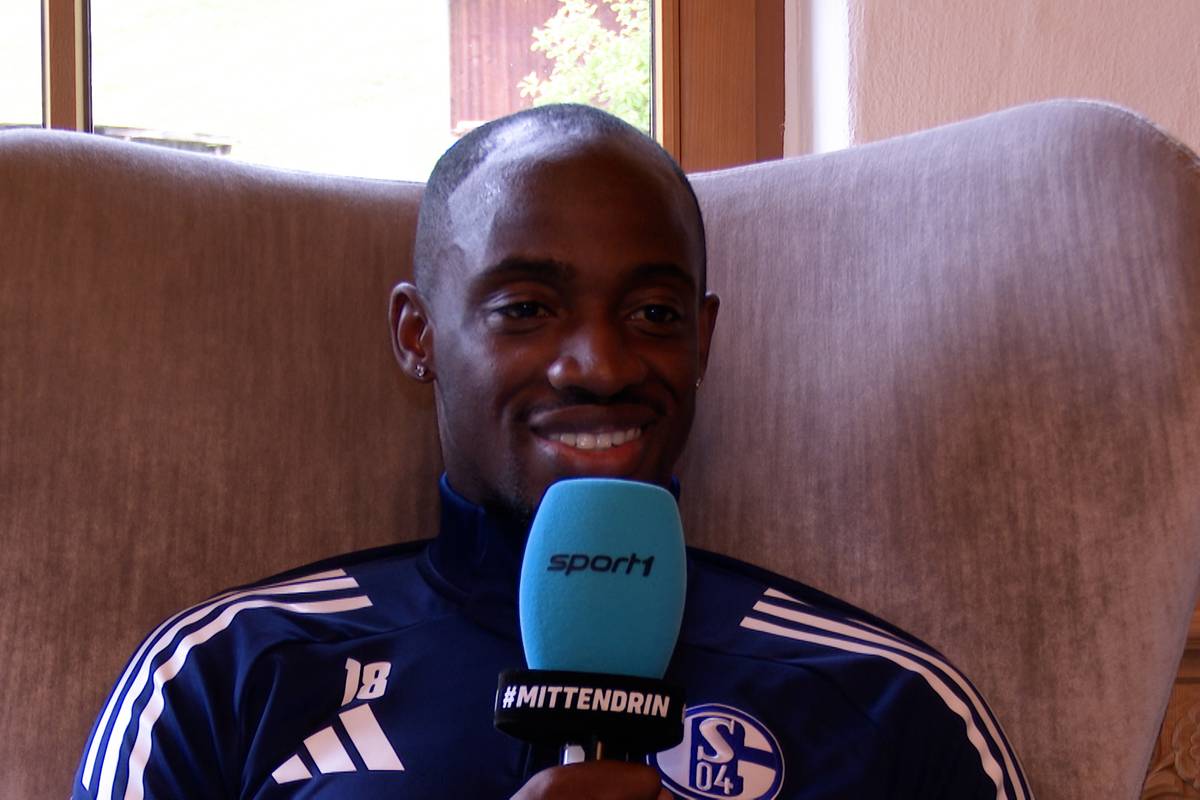 Christopher Antwi-Adjei spricht im Interview über die Fans des FC Schalke 04. 