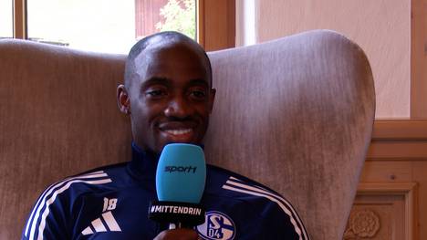 Christopher Antwi-Adjei spricht im Interview über die Fans des FC Schalke 04. 
