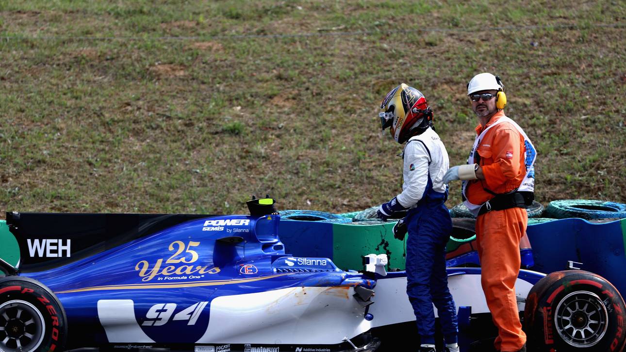 Trainingscrash bei Wehrlein