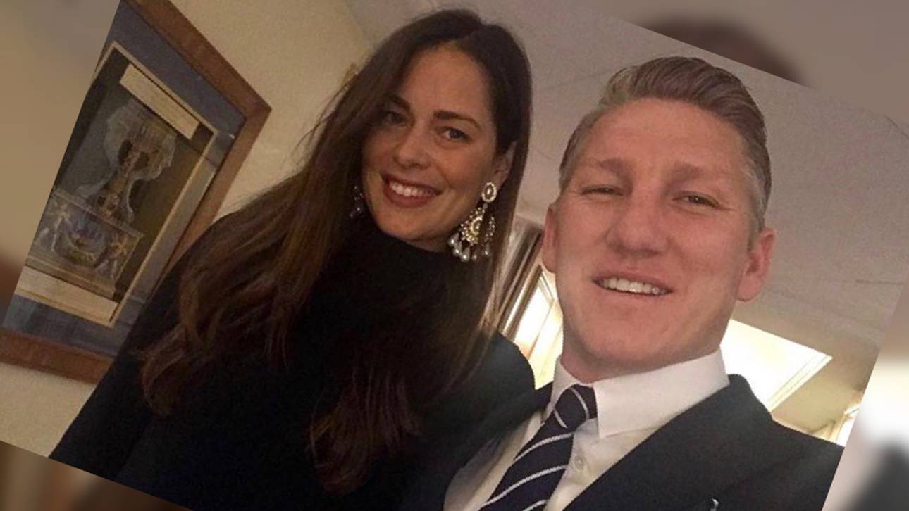 Schweinsteigers Baby wirbt schon