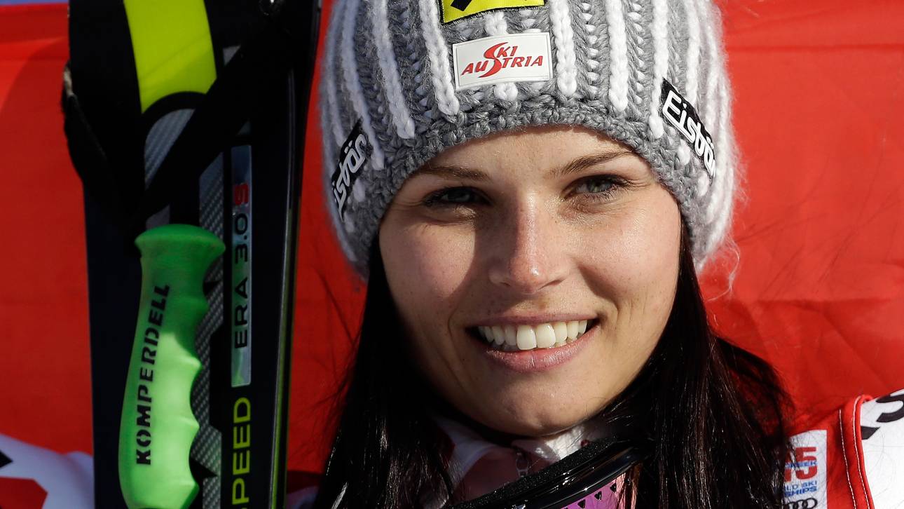 Fenninger wirft Krücken weg