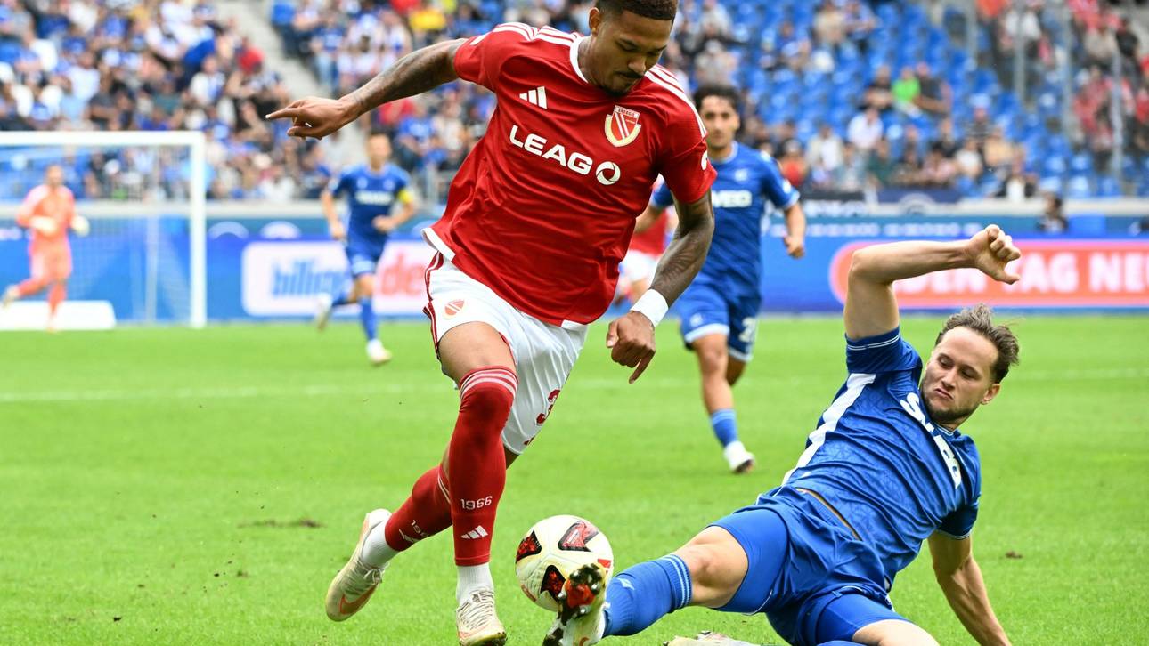 In Karlsruhe: Cottbus holt zweiten Saisonsieg