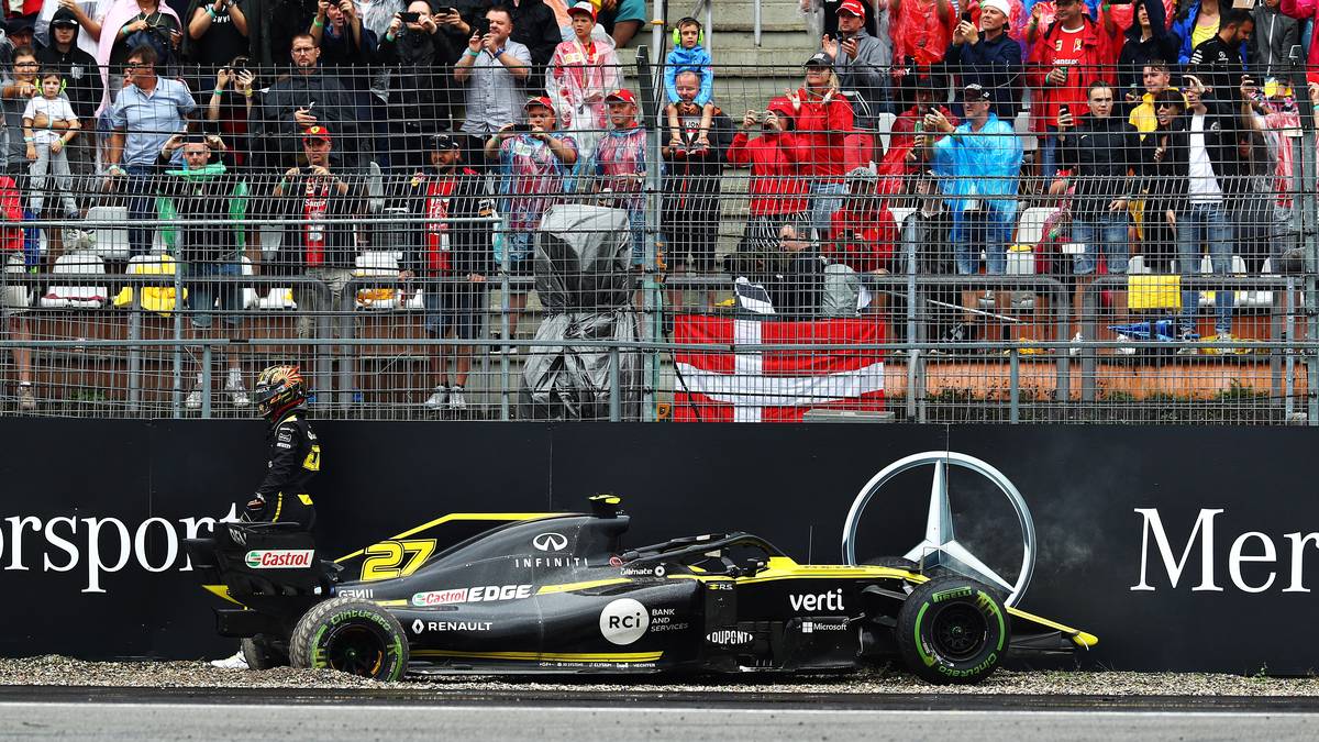 Als nächstes erwischte es Niko Hülkenberg. "Das war schon fast wie Dragster" beschrieb er nach dem Aus die Situation an dieser Stelle
