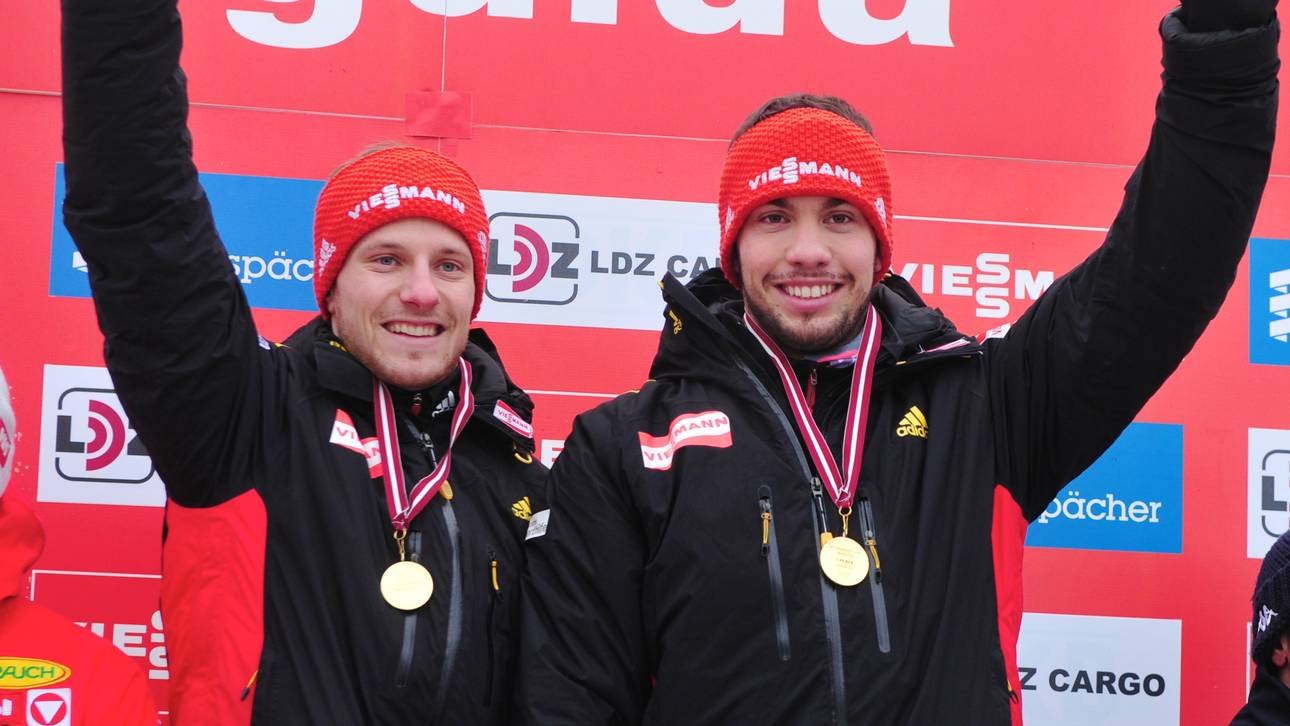 Rodel-WM: DDR-Hymne bei Siegerehrung