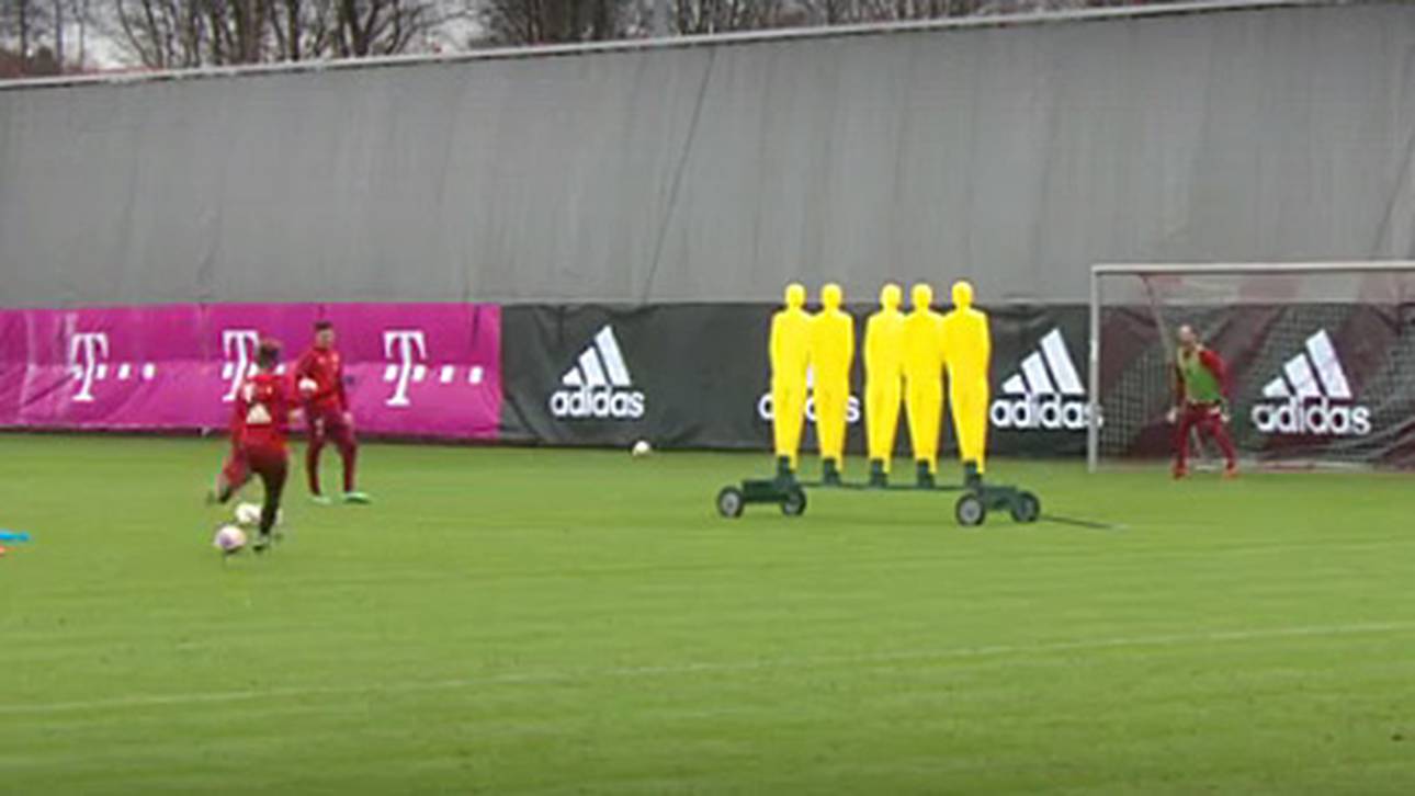 Bayern-Stars zaubern im Training